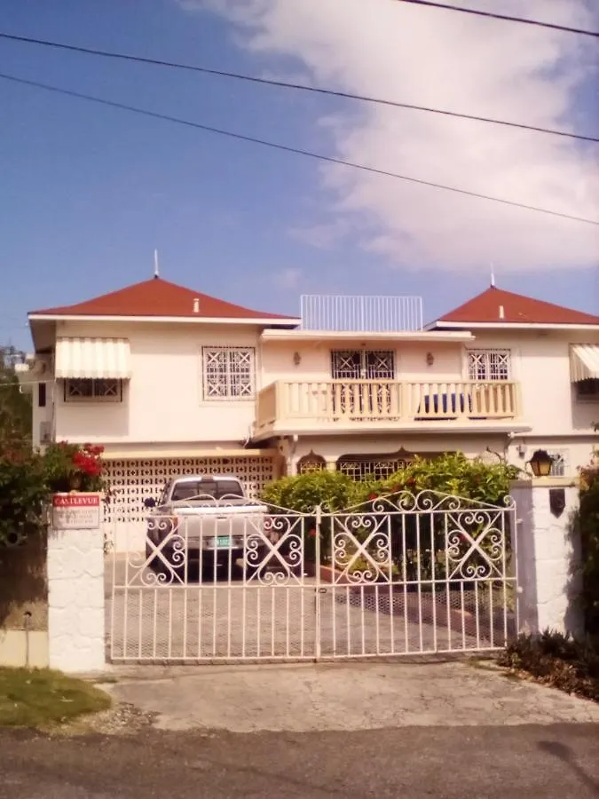 Castle Vue B&B Montego Bay Jamaica